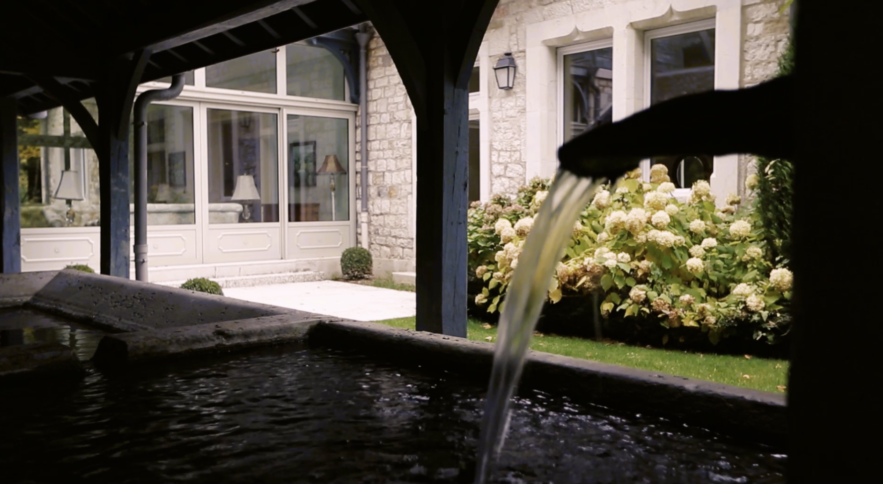 Le lavoir de la cour